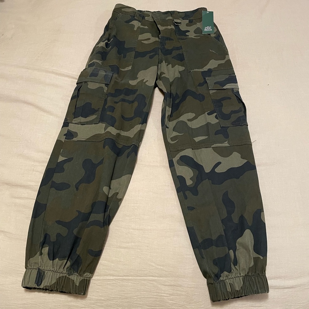Camo trousers/joggers
